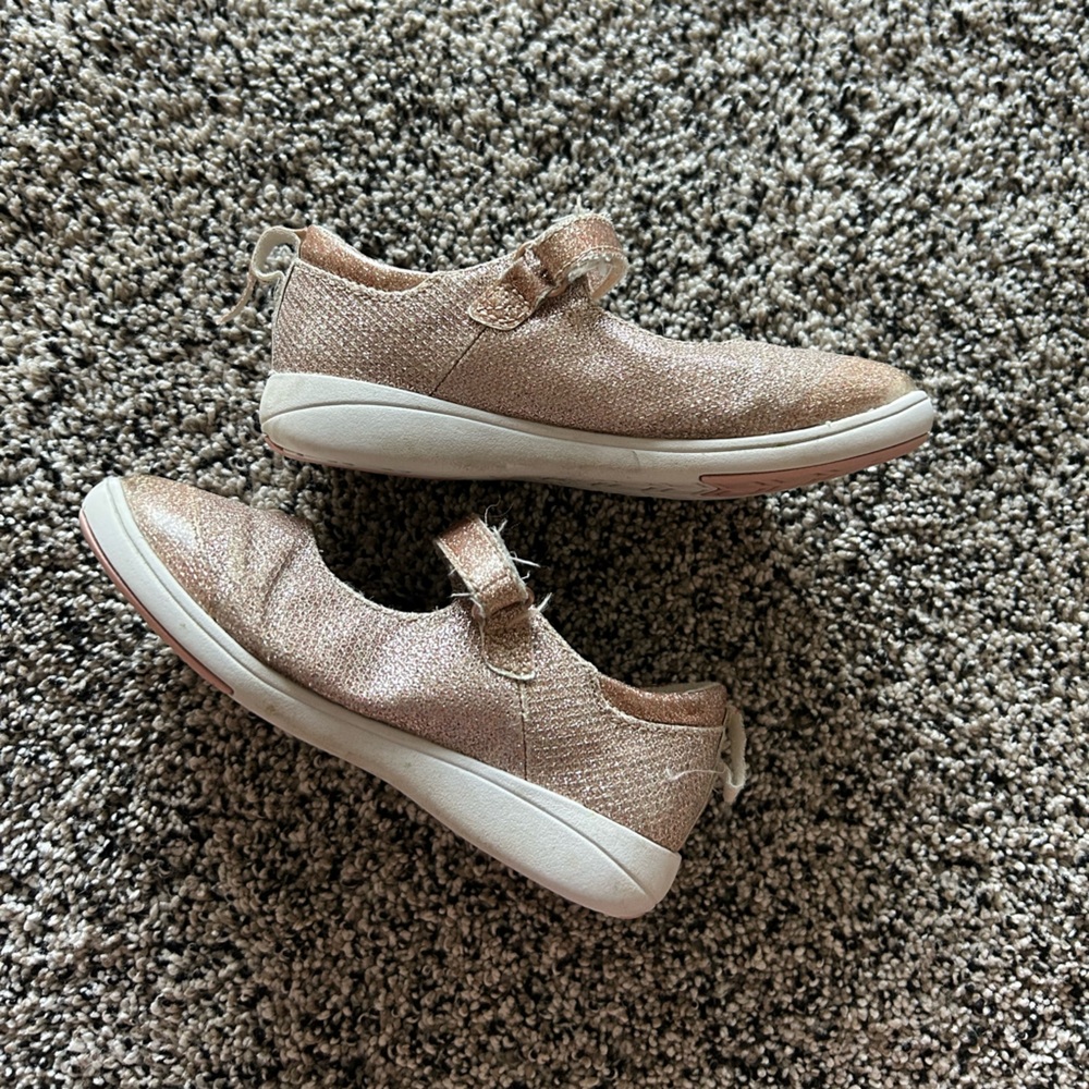 Toddler Stride Rite Sandal — 9.5 - Picture 2 of 12